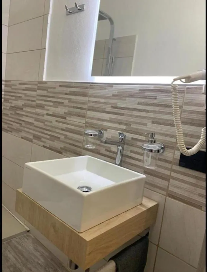 알게로 Via Satta 27 B&B